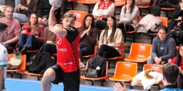 empate-y-gracias-del-ubu-san-pablo-en-la-pista-del-benidorm-(26-26)