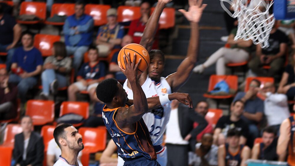 grupo-ureta-tizona-acaricia-la-permanencia-(81-96)