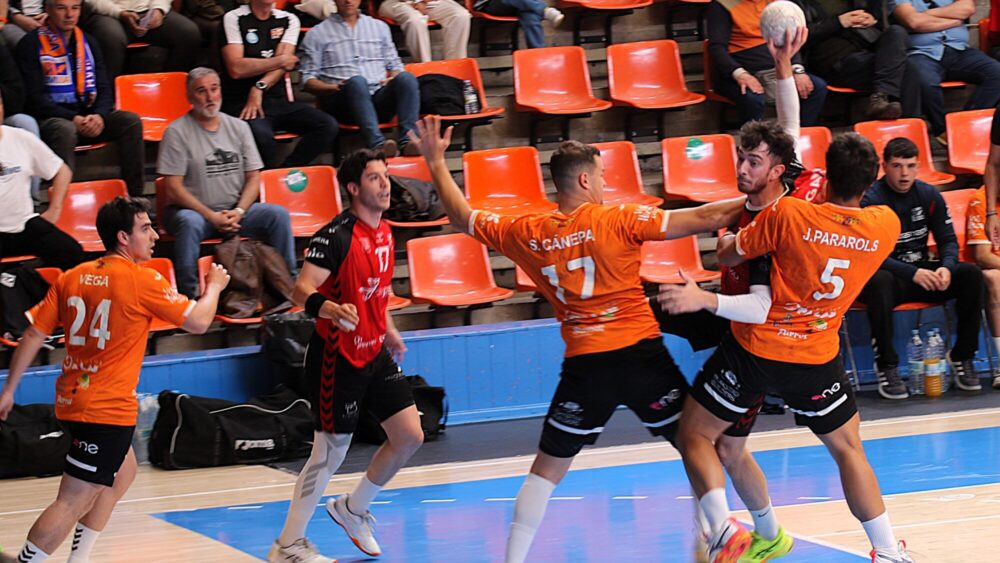 triunfo-muy-trabajado-del-ubu-san-pablo-ante-un-gran-eivissa-(23-22)