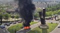 un-camion-totalmente-calcinado-en-un-incendio-en-el-paseo-de-zorrilla-de-valladolid,-en-la-rotonda-de-vallsur