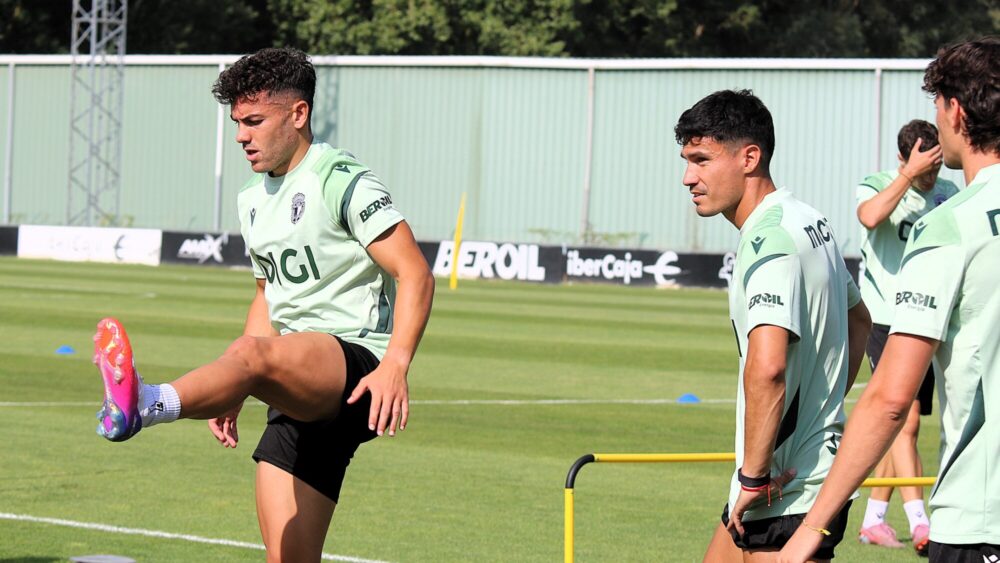 curro-sanchez:-«mi-estancia-en-el-burgos-se-resume-en-una-palabra,-felicidad»