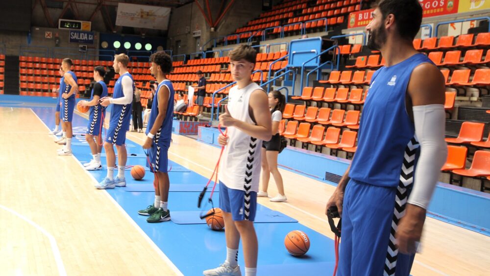 el-recoletas-salud-san-pablo-abre-el-i-torneo-coliseum-ante-el-surne-bilbao