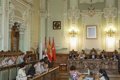 carnero-defiende-una-lucha-contra-la-violencia-de-genero-“clara-y-diafana”-en-un-pleno-tenso-con-gritos-de-“fascistas”