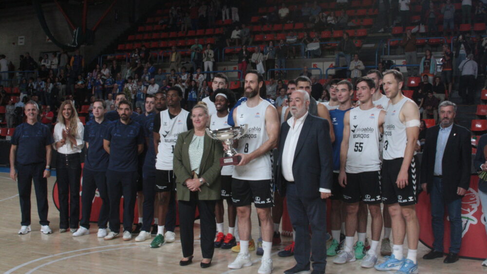 el-recoletas-salud-san-pablo-se-lleva-la-copa-de-castilla-y-leon-(84-102)