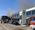 un-incendio-afecta-a-un-concesionario-en-zaratan-(valladolid)