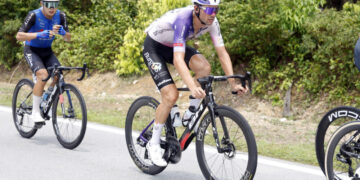 mario-aparicio-acaricia-la-victoria-en-la-penultima-etapa-en-langkawi
