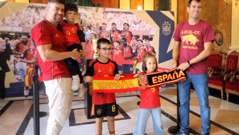 burgos-se-vuelca-con-la-copa-del-mundo